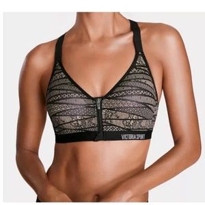 NWT Victoria Sport by Victoria’s Secret Knockout